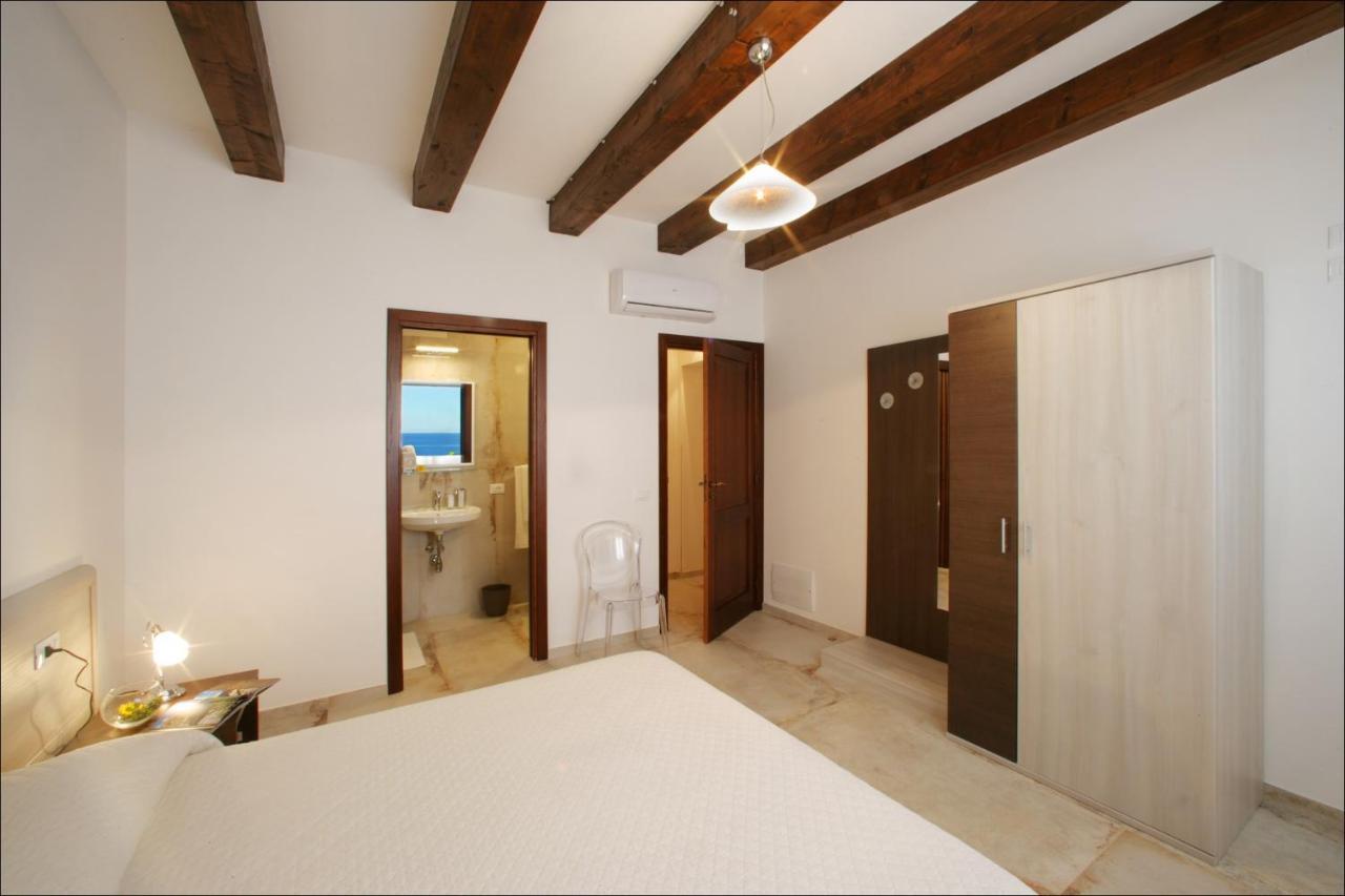Villa Antonia - Vasca Idromassaggio Terrazza Vista Mare San Vito Lo Capo Dış mekan fotoğraf