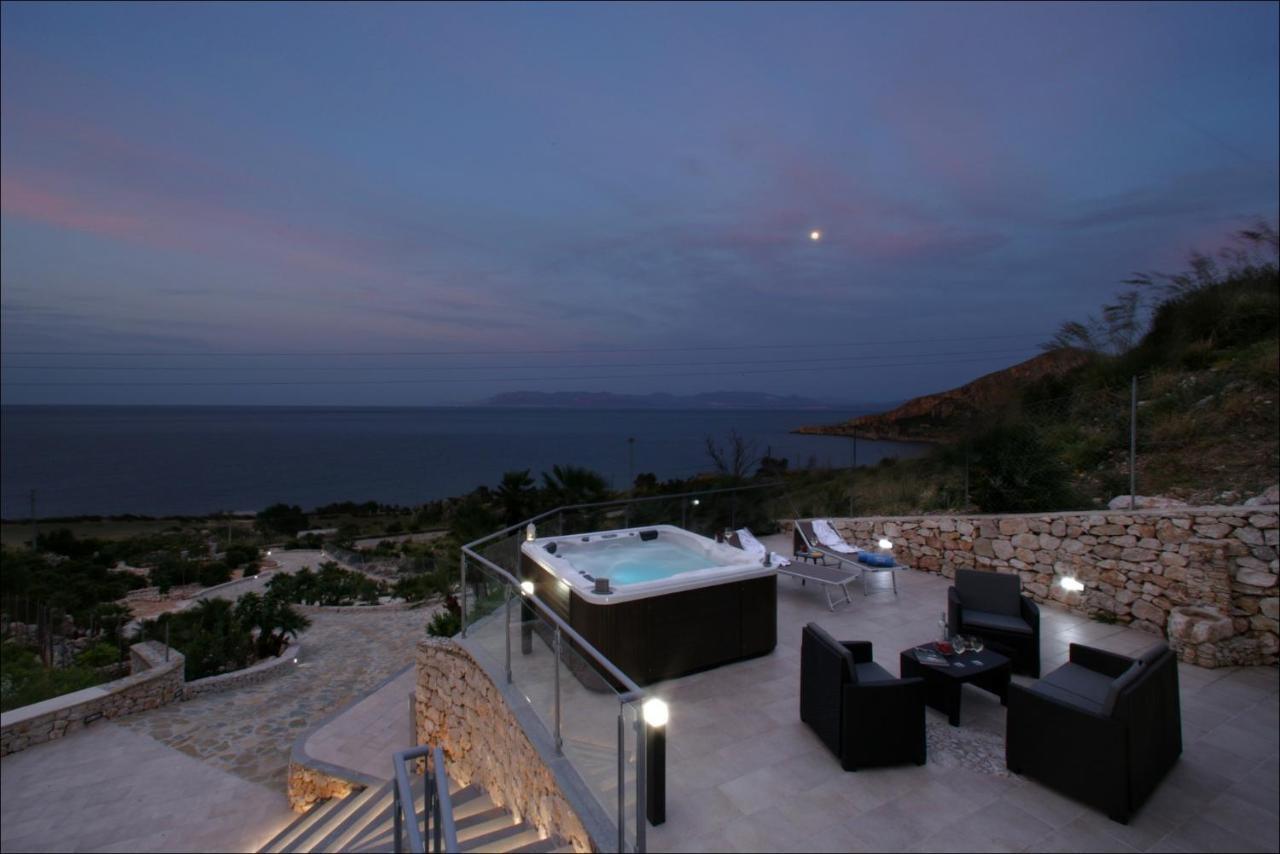 Villa Antonia - Vasca Idromassaggio Terrazza Vista Mare San Vito Lo Capo Dış mekan fotoğraf