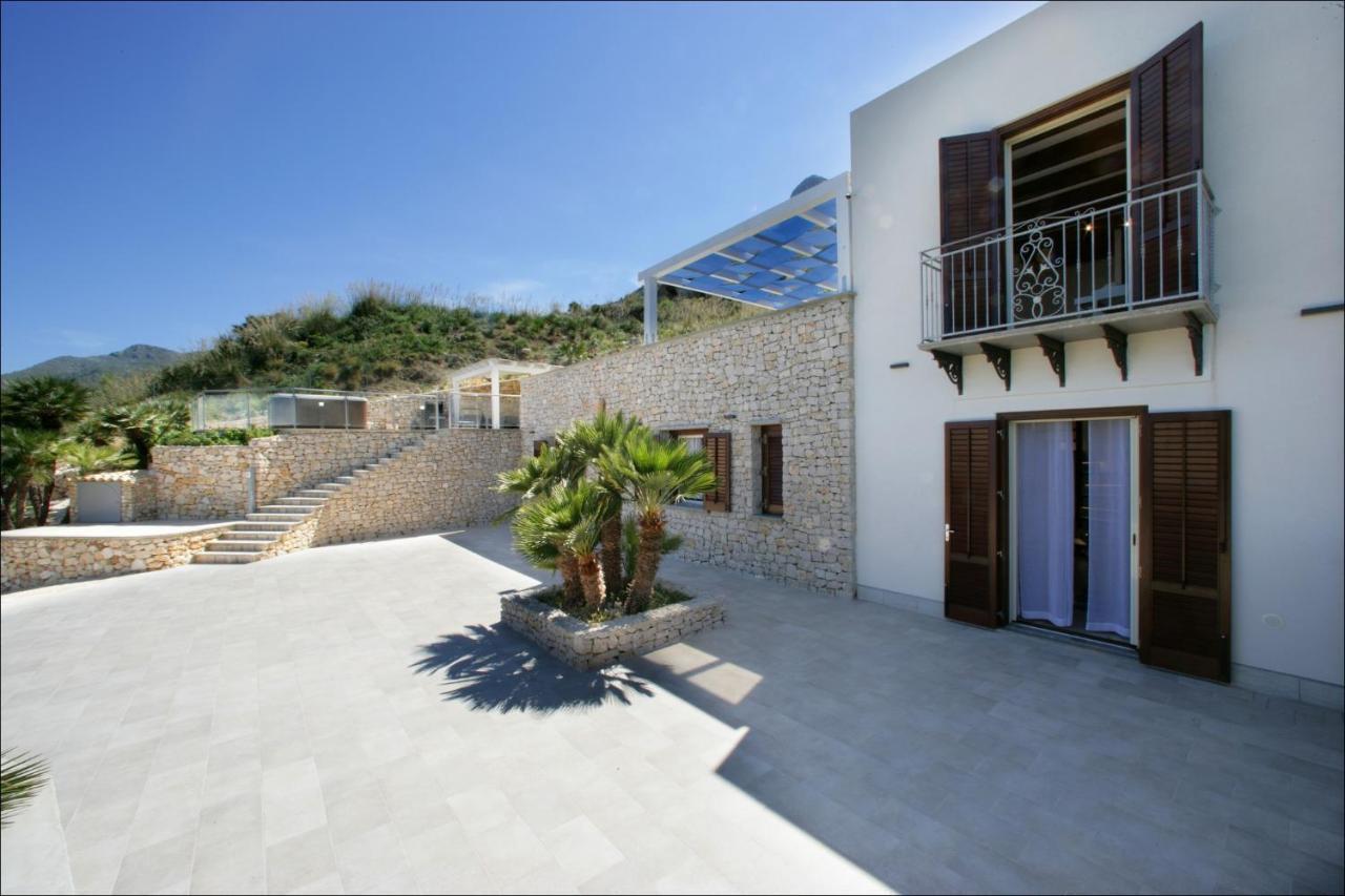 Villa Antonia - Vasca Idromassaggio Terrazza Vista Mare San Vito Lo Capo Dış mekan fotoğraf